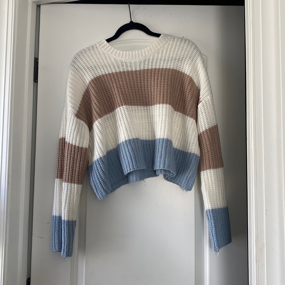 Sweater - Picture 1 of 5